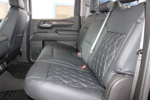 Used 2025 Chevrolet Silverado 1500 LT image 20