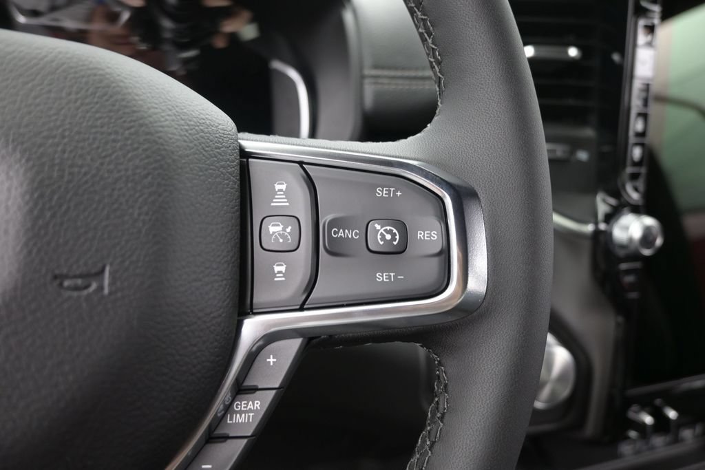 New 2026 RAM 1500 Laramie AWD/4WD image 31