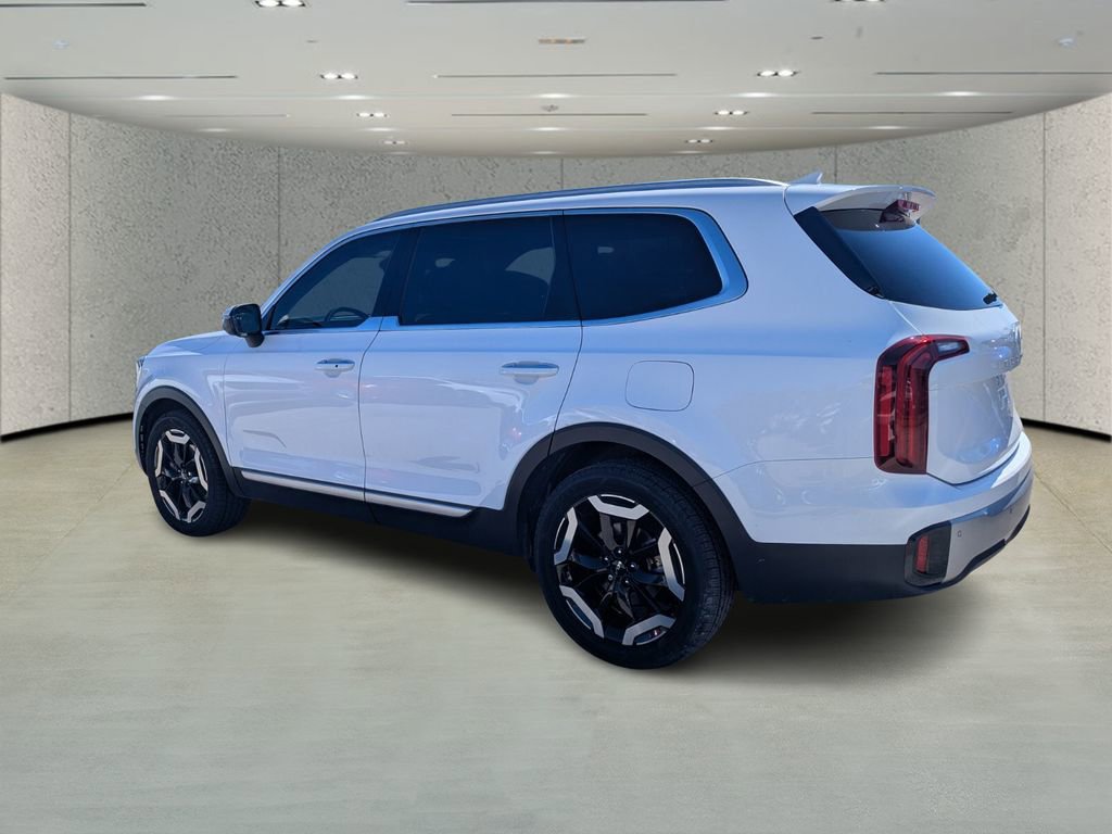 Used 2024 Kia Telluride S w/ S Sunroof Package image 5
