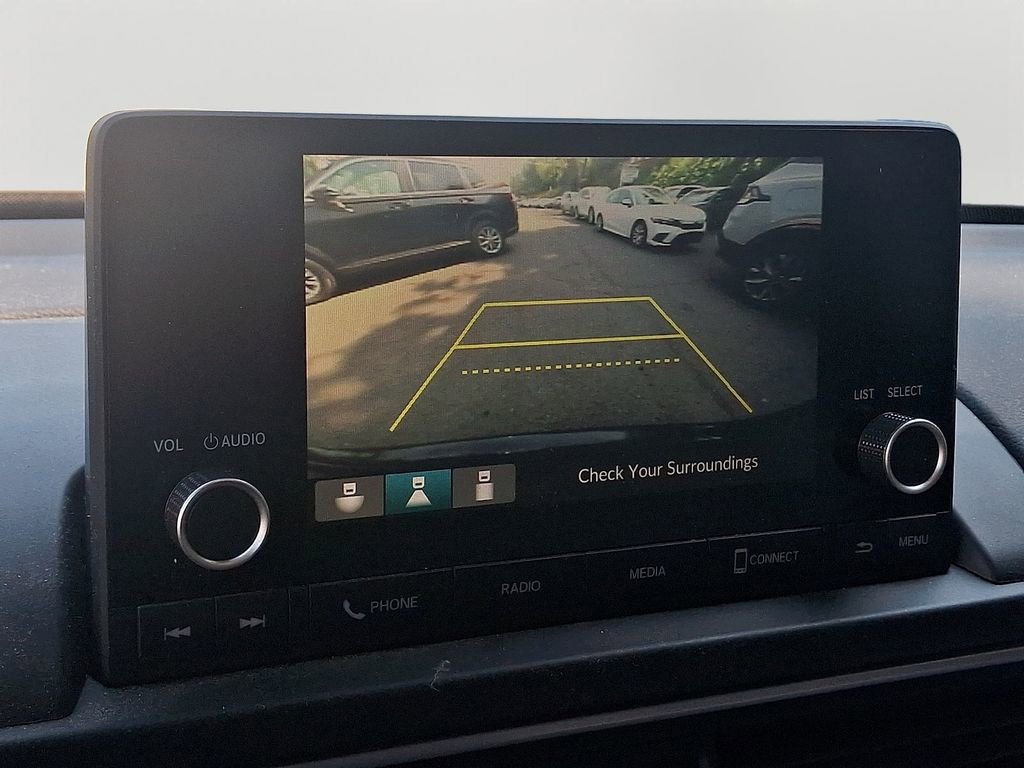 Used 2023 Honda Pilot LX image 19