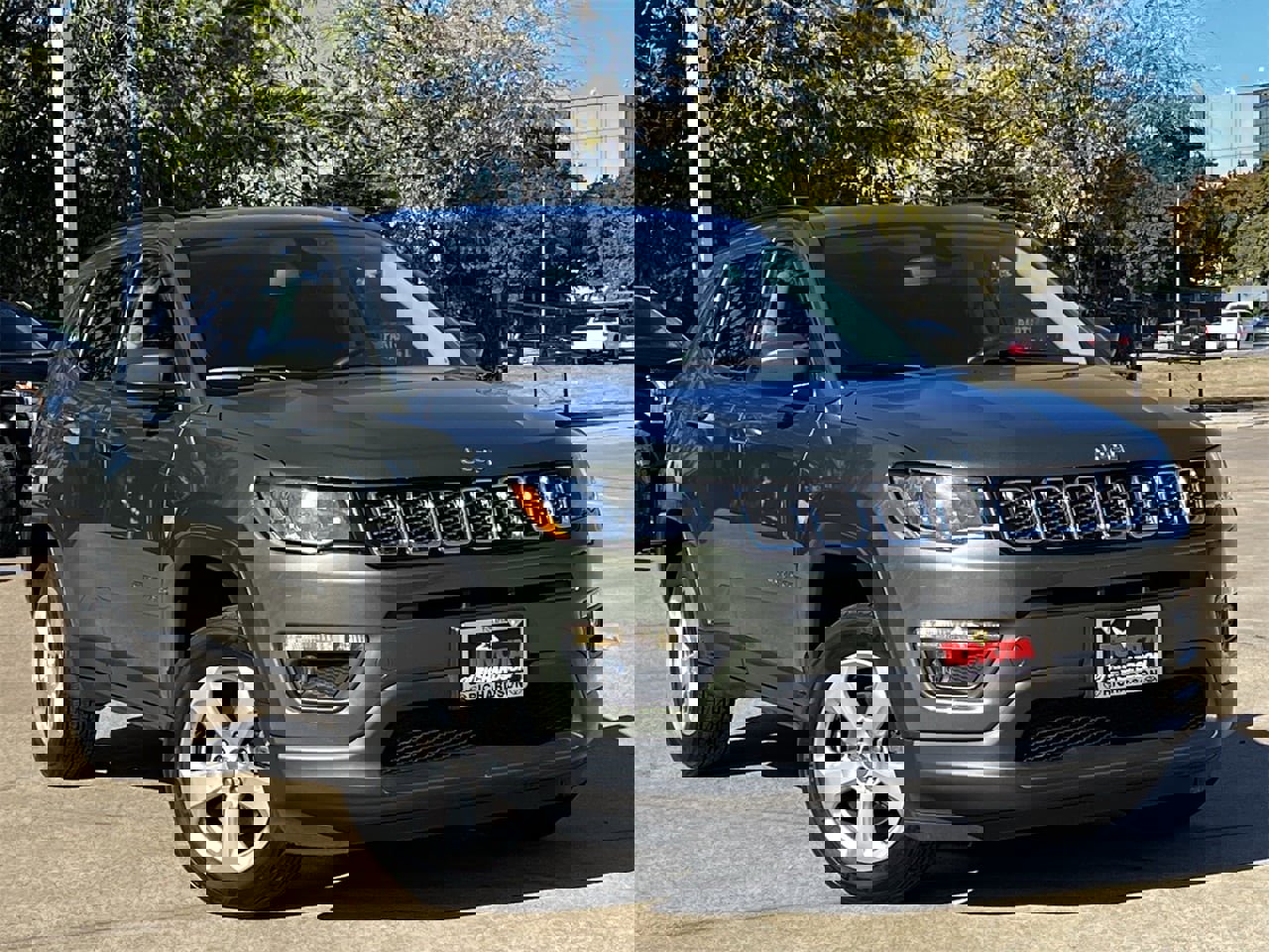 Used 2020 Jeep Compass Latitude w/ Cold Weather Group image 2