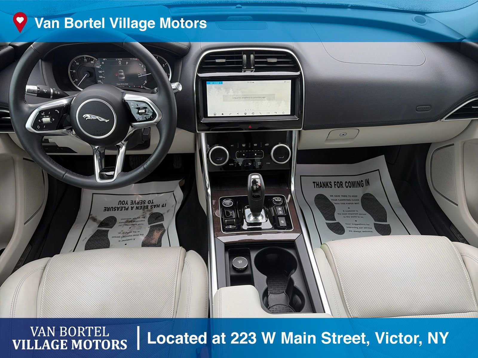 Used 2020 Jaguar XE S image 32