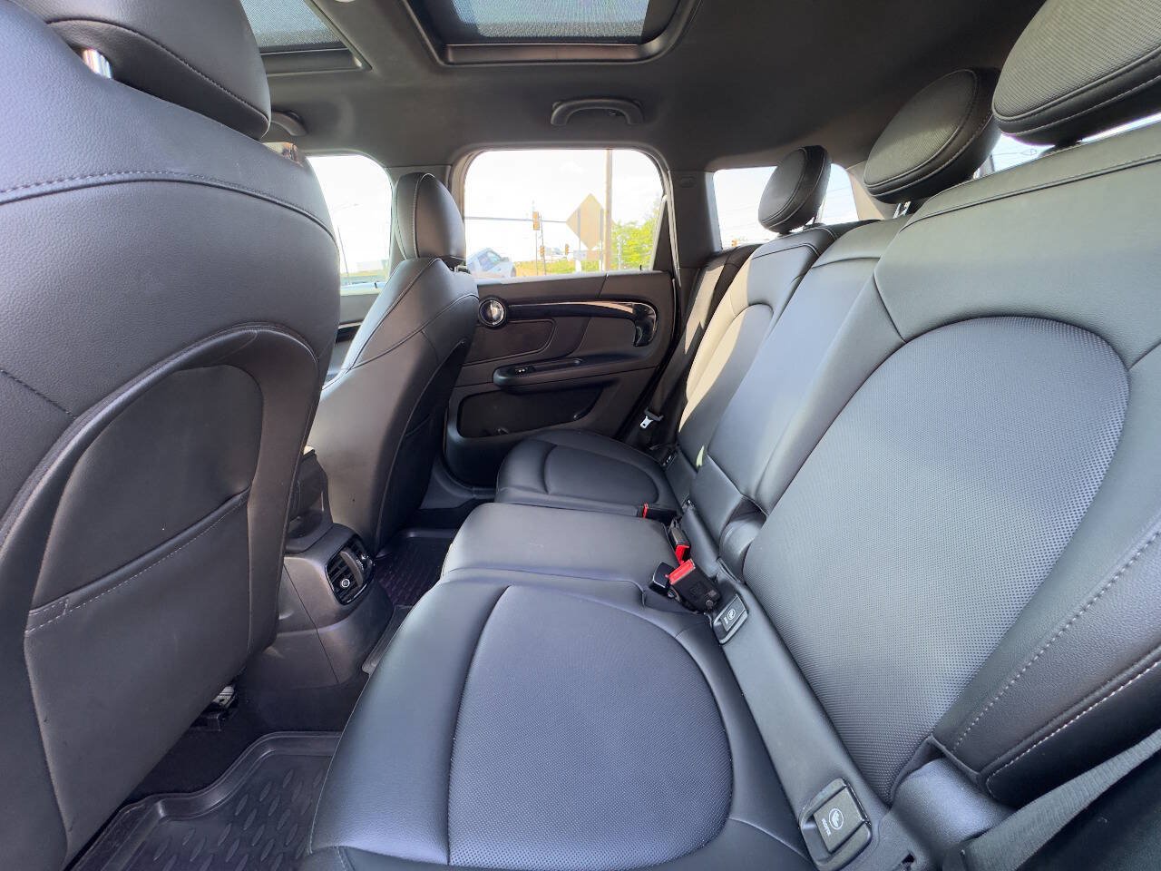 Used 2019 MINI Cooper Countryman S FWD image 11