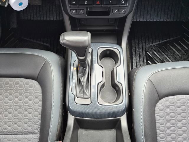 Used 2017 Chevrolet Colorado Z71 AWD/4WD image 27