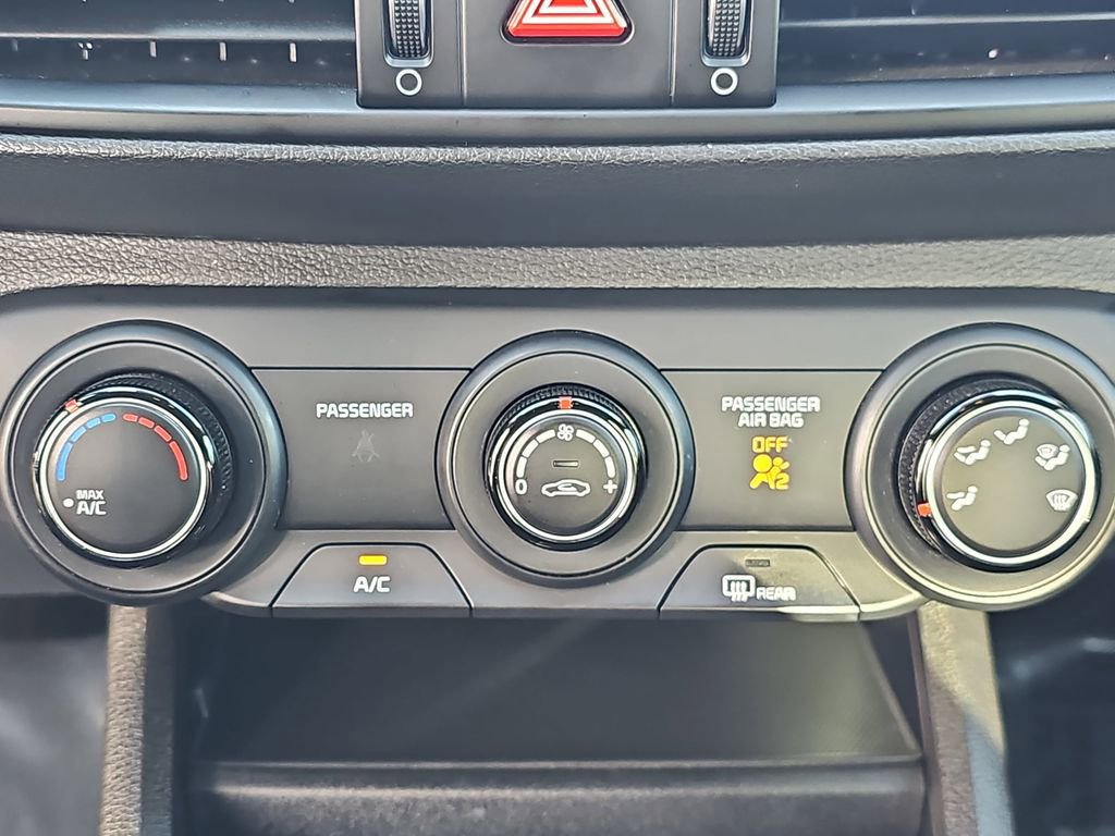 Used 2023 Kia Forte LX image 21
