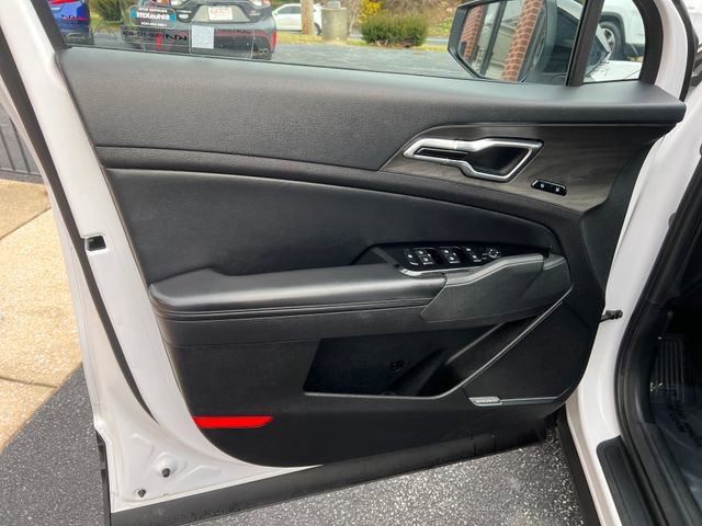 Used 2023 Kia Sportage X-Pro image 16
