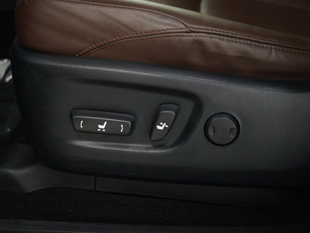 Used 2017 Toyota 4Runner Limited image 27