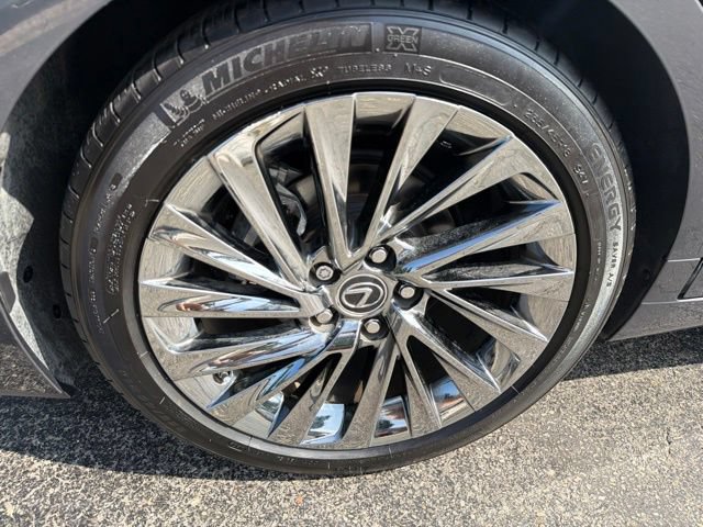 Certified 2024 Lexus ES 350 Ultra Luxury w/ Accessory Package (Z1) FWD image 40