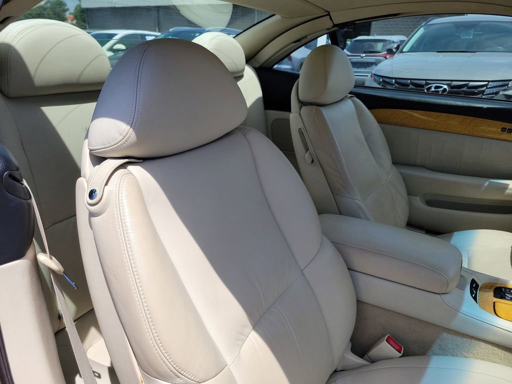 Used 2002 Lexus SC 430 Convertible RWD image 33