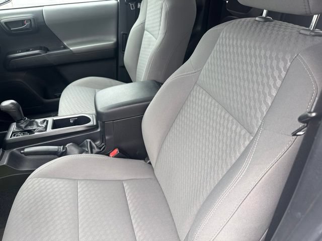 Used 2022 Toyota Tacoma SR w/ SR Convenience Package RWD image 20