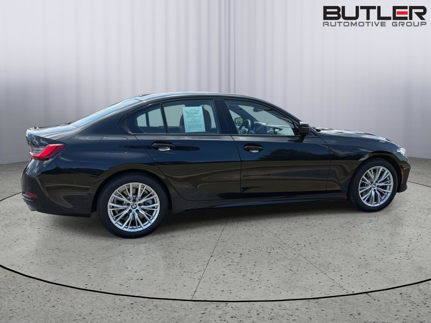 Used 2023 BMW 330i xDrive Sedan w/ Premium Package AWD/4WD image 7