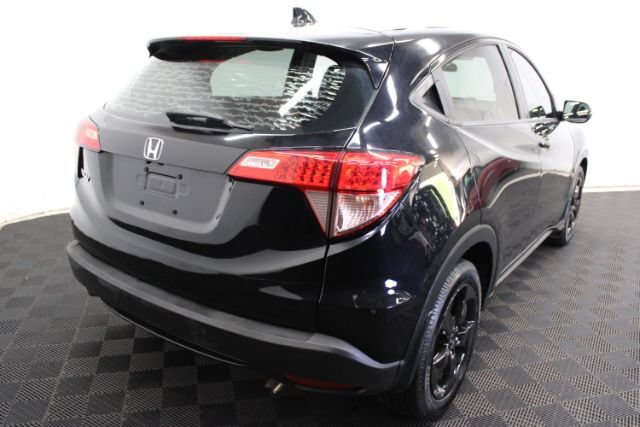 Used 2017 Honda HR-V LX image 6