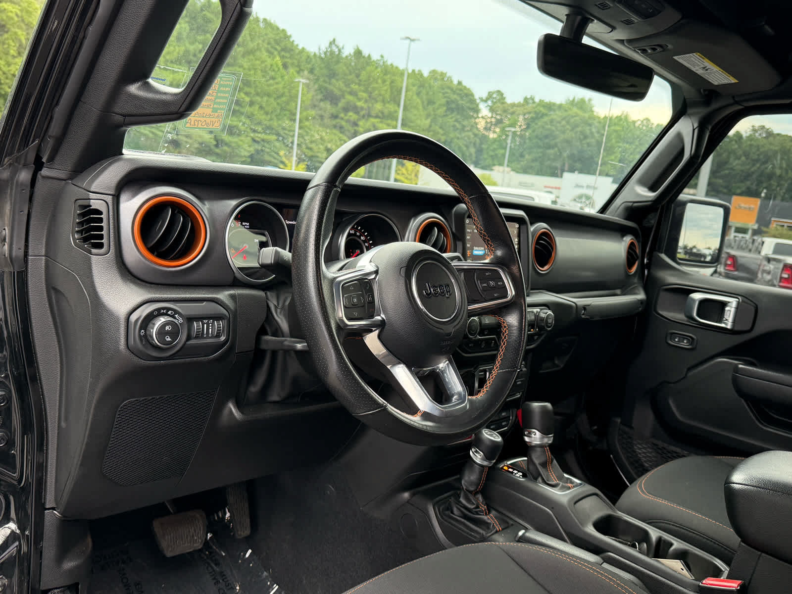 Used 2022 Jeep Gladiator Mojave w/ Trailer Tow Package AWD/4WD image 15