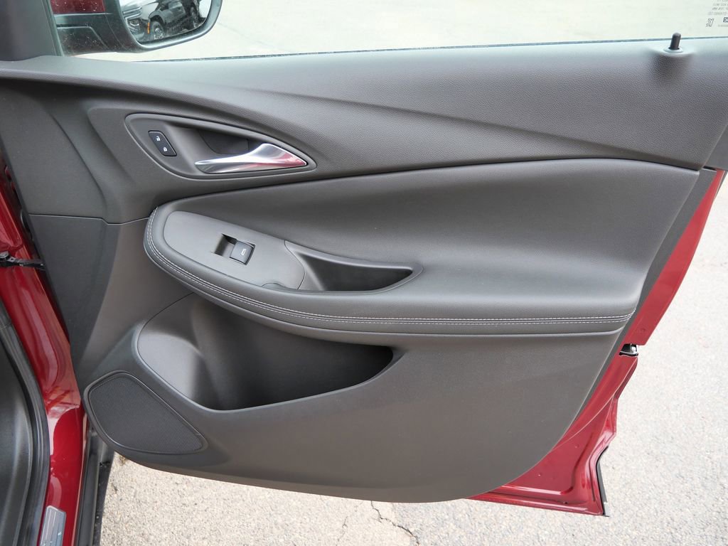 Used 2023 Buick Encore GX Preferred w/ Cold Weather Comfort Package FWD image 13