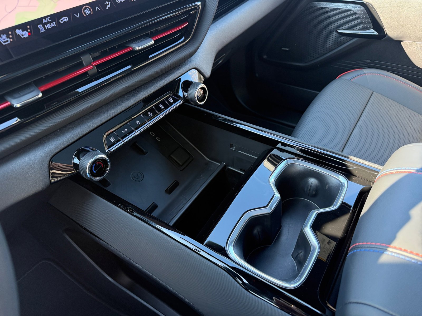 New 2024 Chevrolet Silverado EV RST image 13