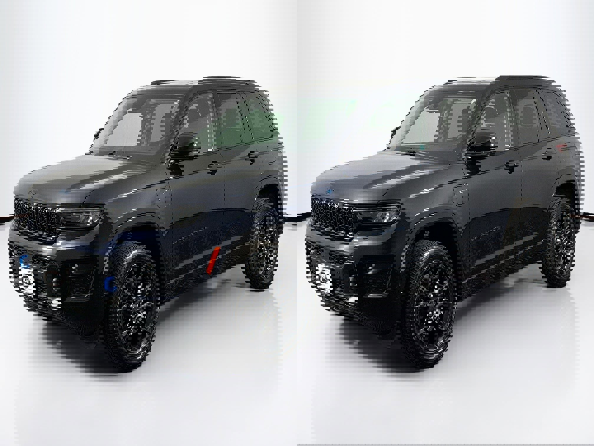 Used 2023 Jeep Grand Cherokee 30th Anniversary image 6