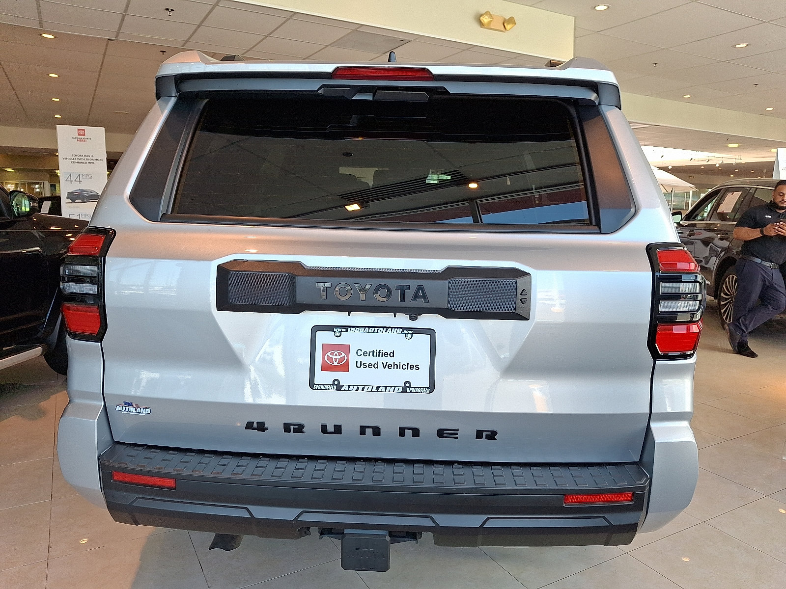 Certified 2025 Toyota 4Runner SR5 AWD/4WD image 5
