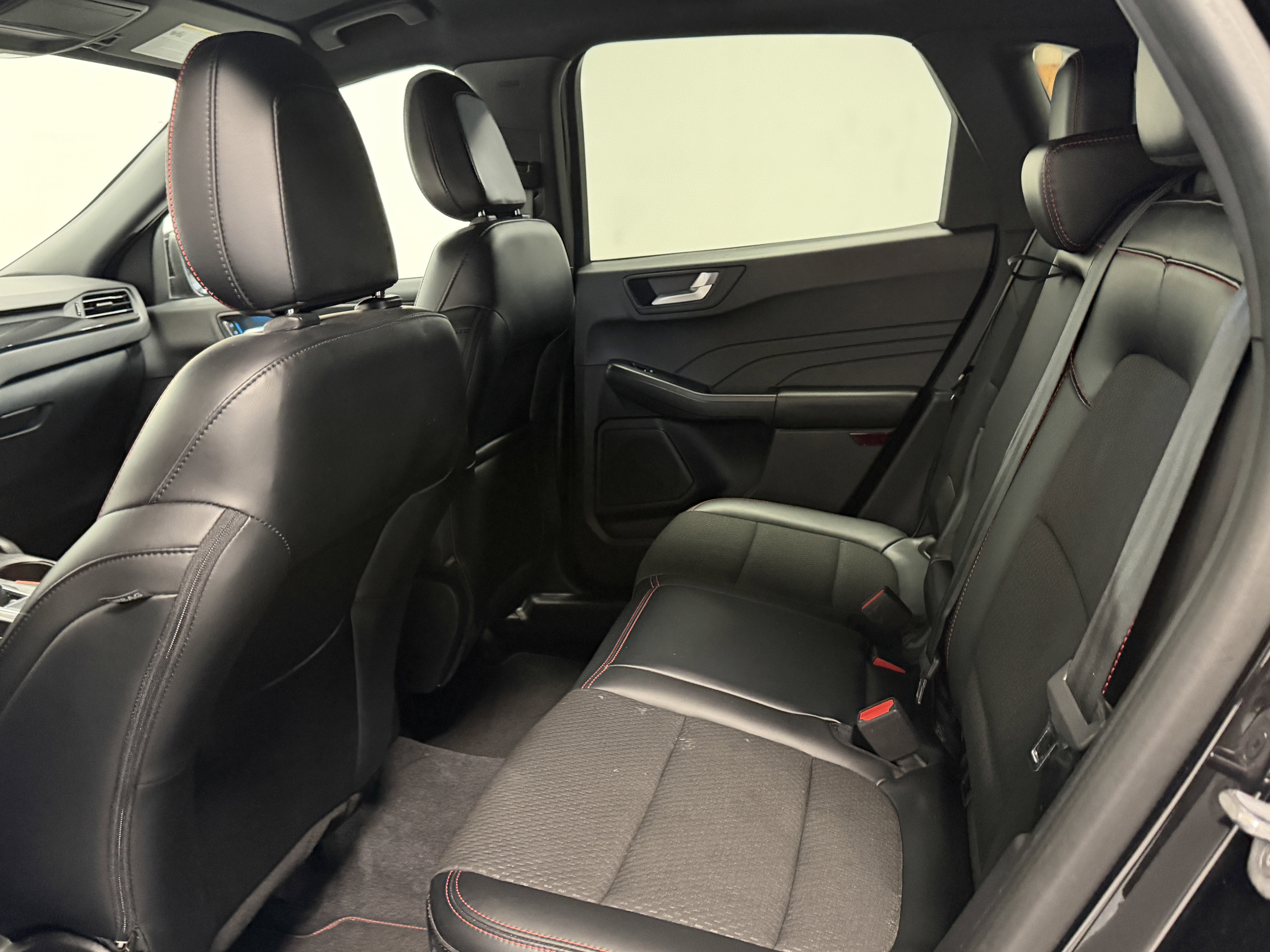 Used 2023 Ford Escape ST-Line Elite image 20