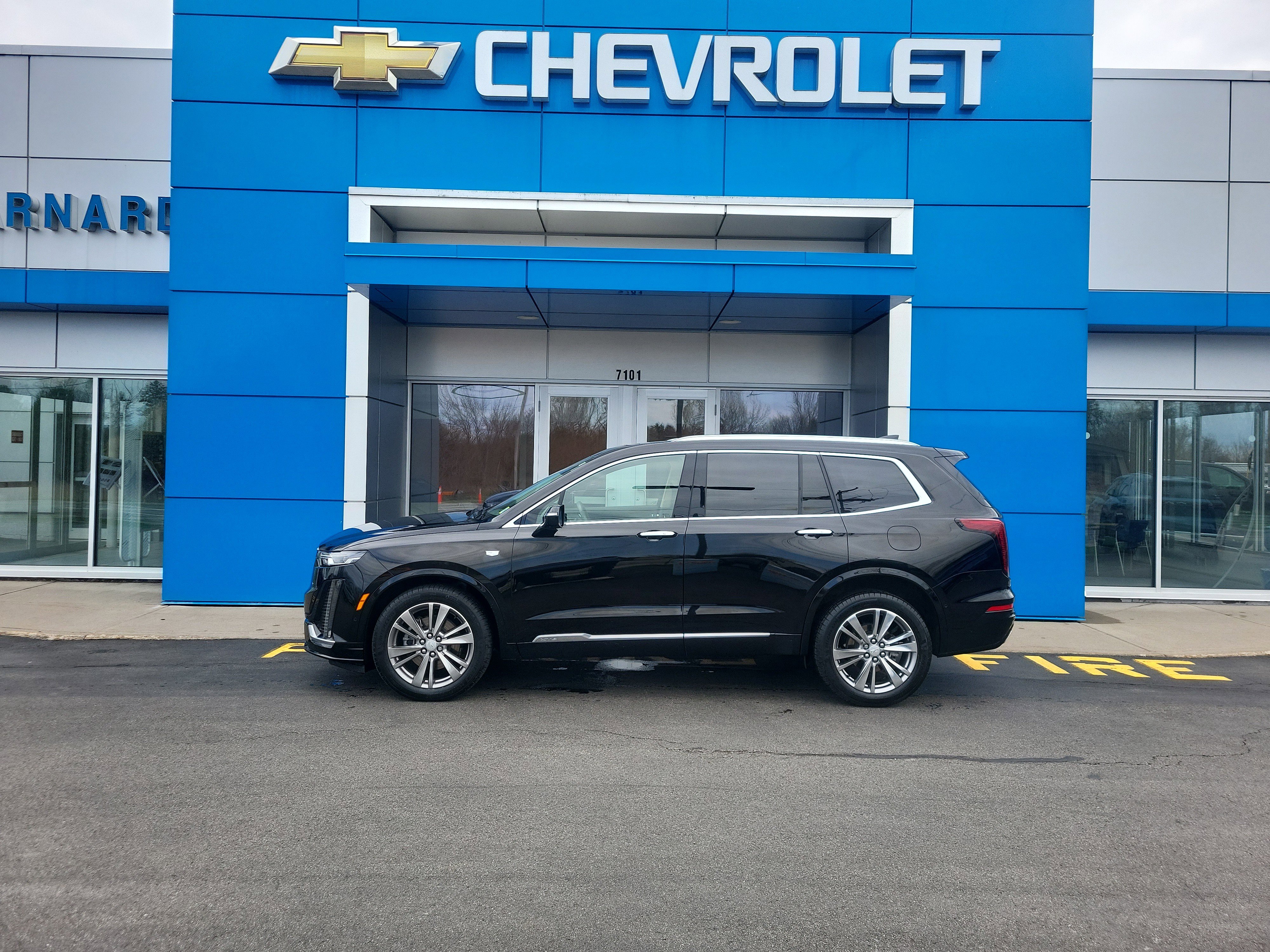 Certified 2023 Cadillac XT6 Premium Luxury w/ Technology Package image 6