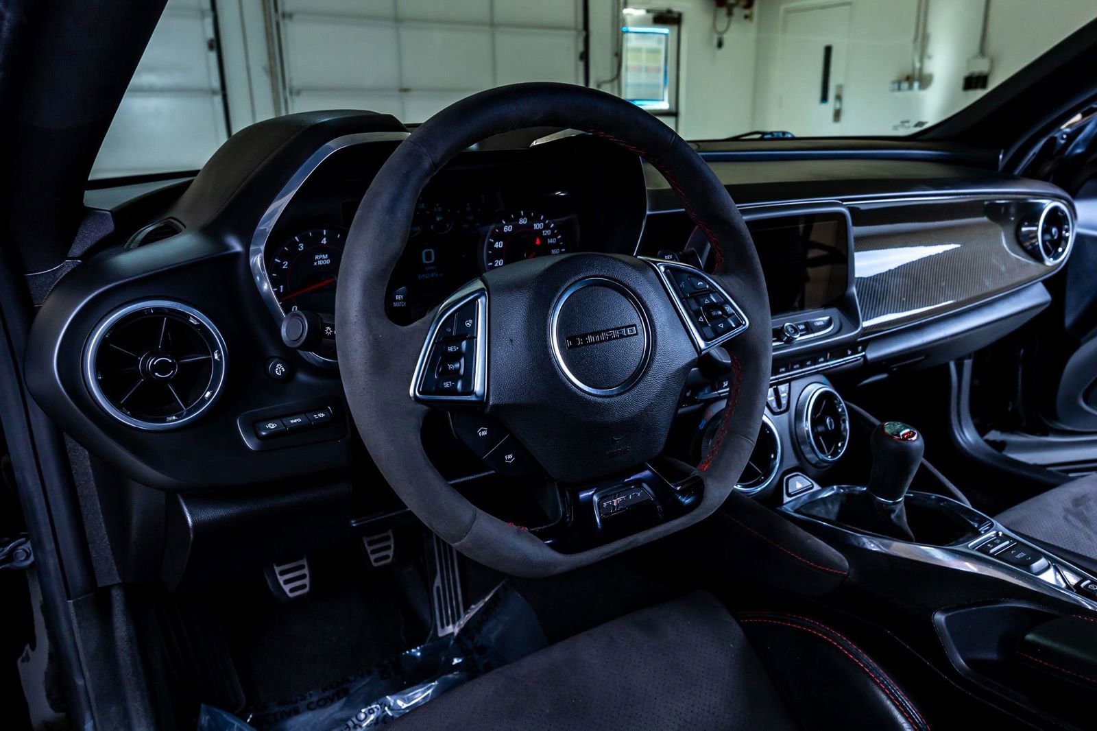 Used 2017 Chevrolet Camaro ZL1 RWD image 12