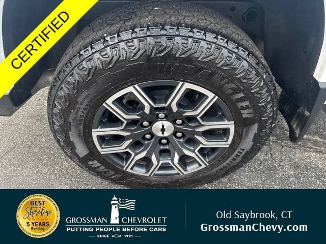 Used 2026 Chevrolet Colorado Z71 w/ Technology Package AWD/4WD image 28