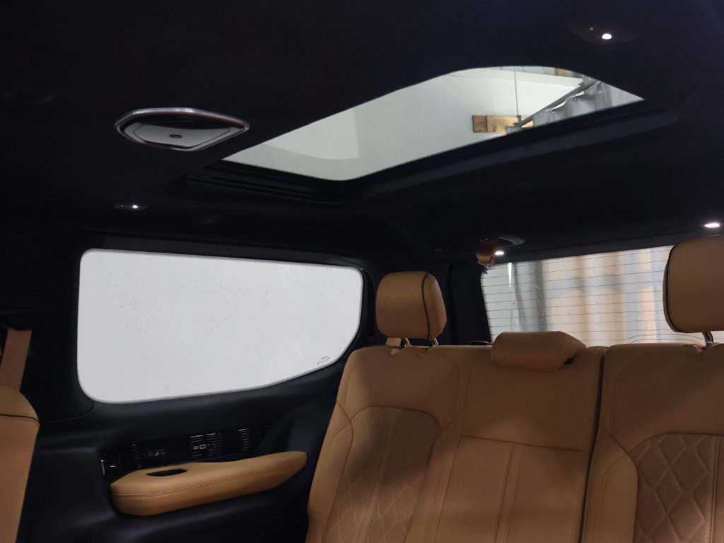 New 2026 Jeep Grand Wagoneer Summit AWD/4WD image 17