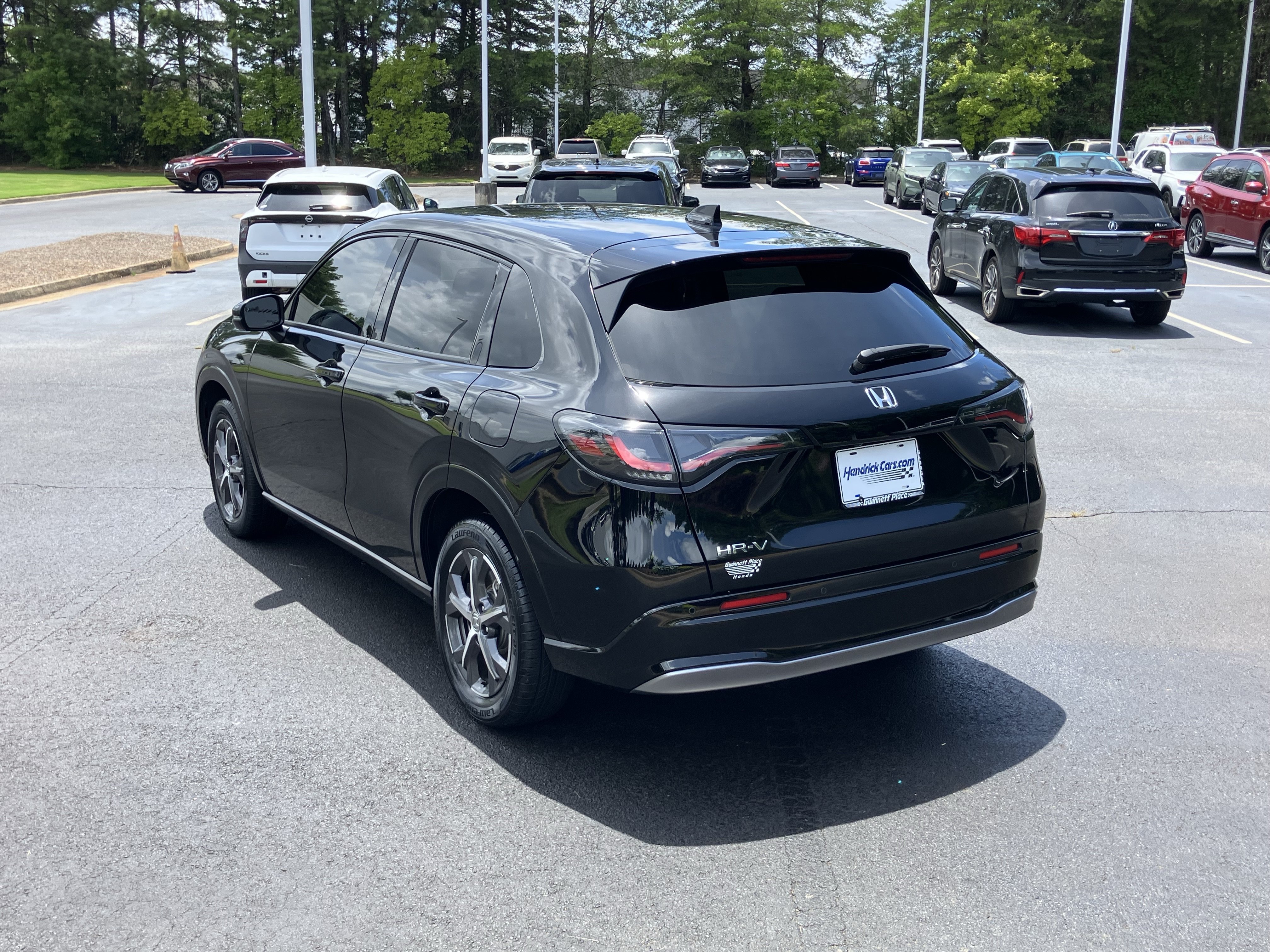 Used 2024 Honda HR-V EX-L image 8