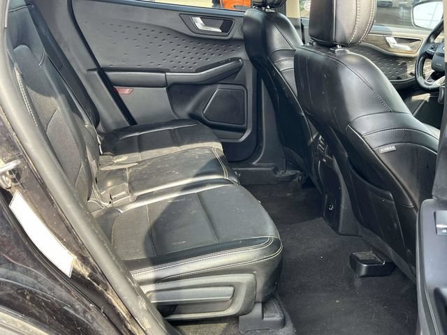 Used 2020 Ford Escape Titanium AWD/4WD image 22