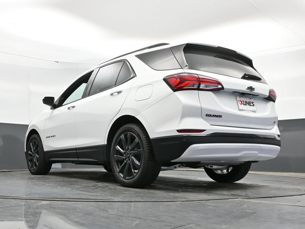 Used 2024 Chevrolet Equinox RS FWD image 47