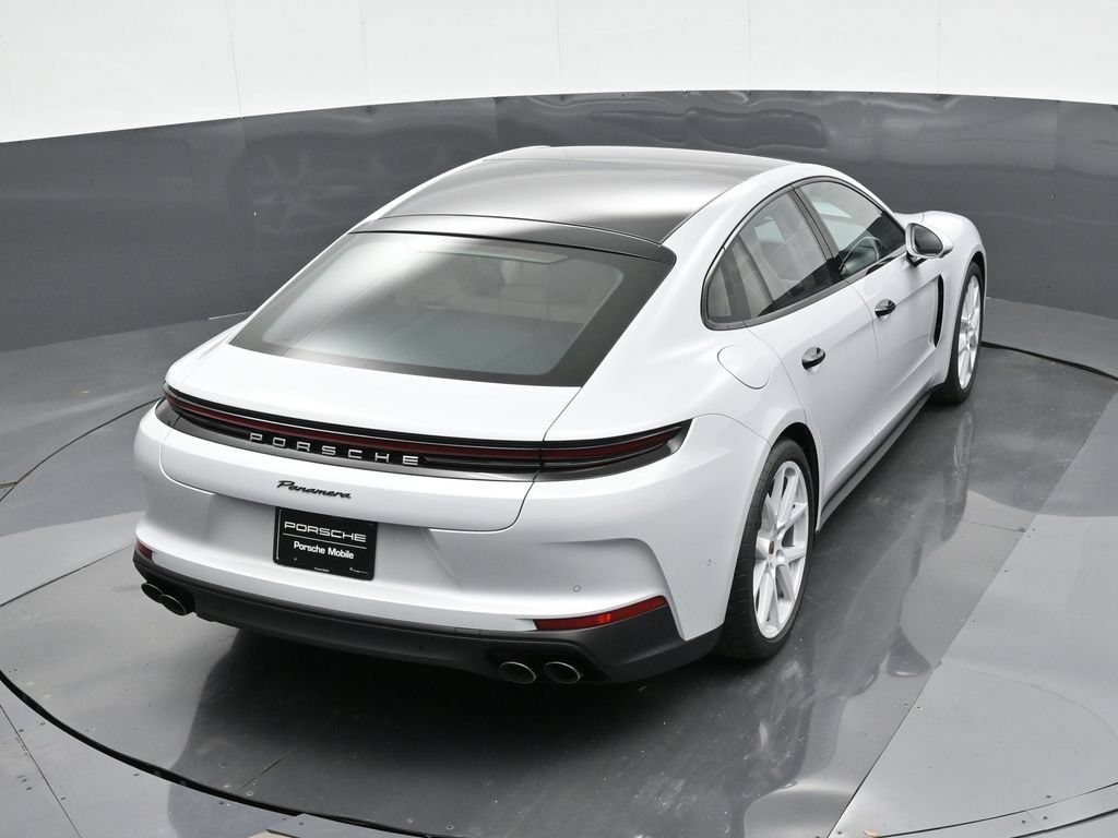 Certified 2025 Porsche Panamera RWD image 29