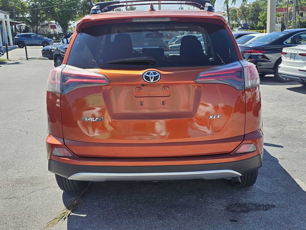Used 2016 Toyota RAV4 XLE FWD image 15