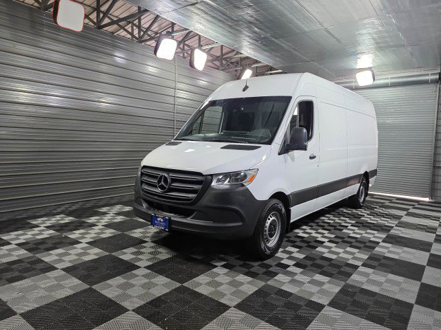 Used 2023 Mercedes-Benz Sprinter 2500 image 35