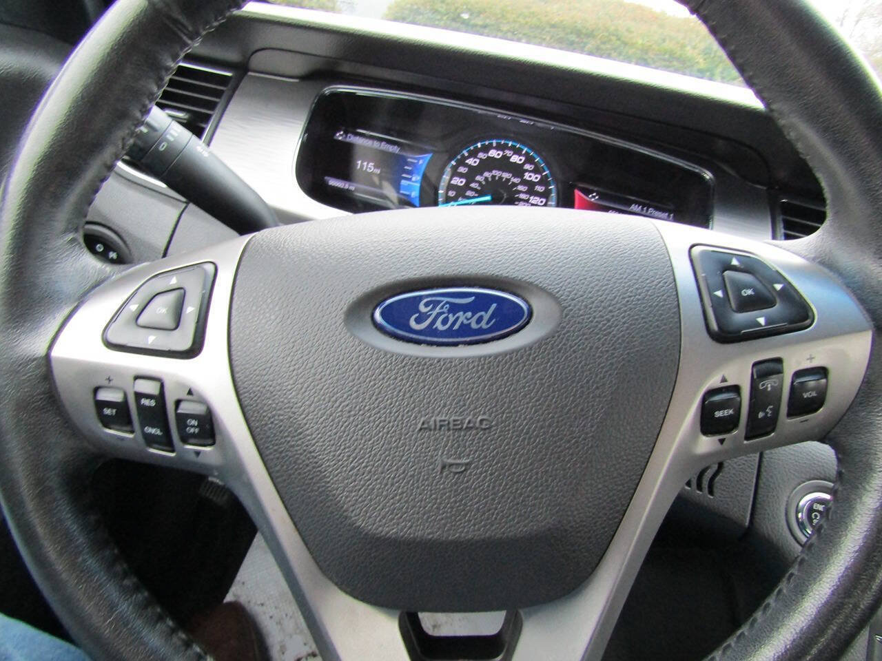 Used 2015 Ford Taurus SEL w/ Equipment Group 201A AWD/4WD image 17