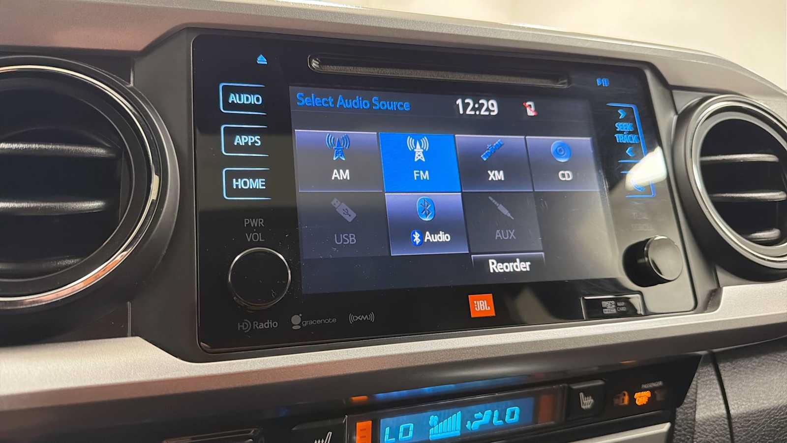Certified 2016 Toyota Tacoma Limited w/ Towing Package AWD/4WD image 18