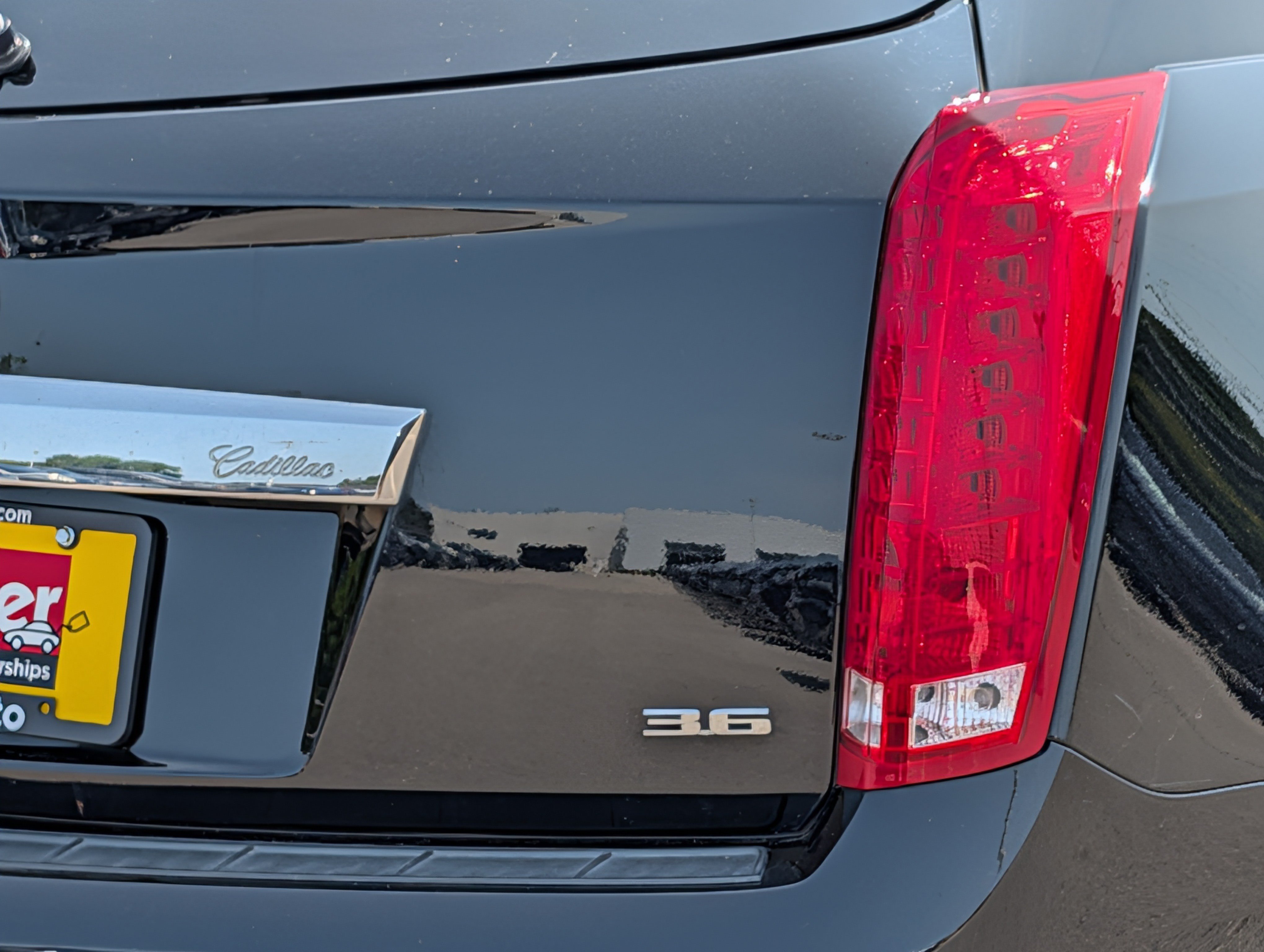 Used 2013 Cadillac SRX Premium AWD/4WD image 10