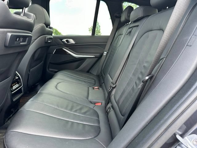 Used 2020 BMW X5 xDrive40i w/ Premium Package AWD/4WD image 13