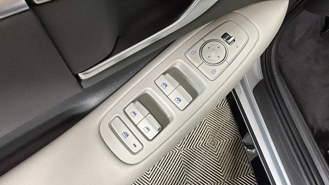 Certified 2026 Hyundai Sonata SEL FWD image 11