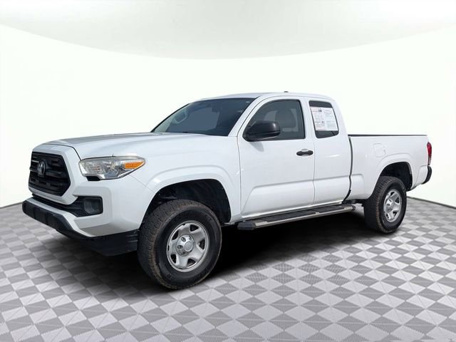 Used 2017 Toyota Tacoma SR image 7