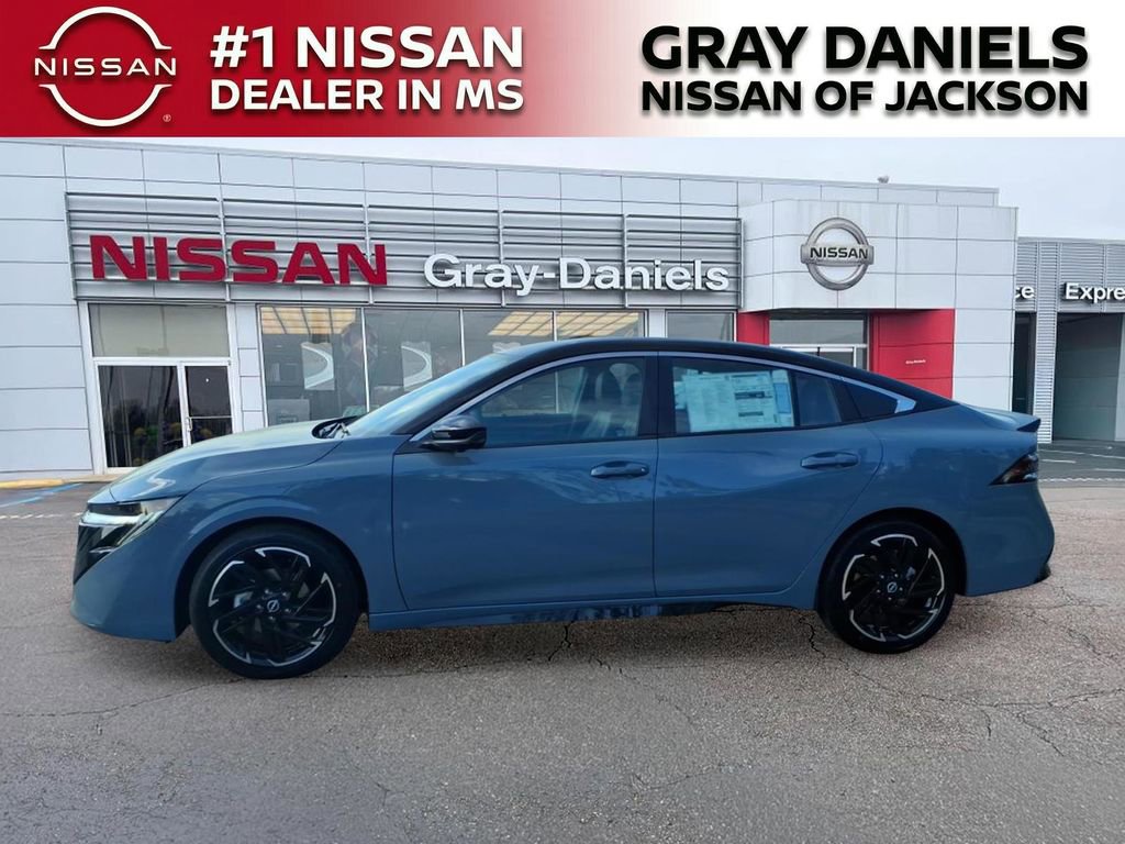 New 2026 Nissan Sentra SR w/ SR Premium Package image 4