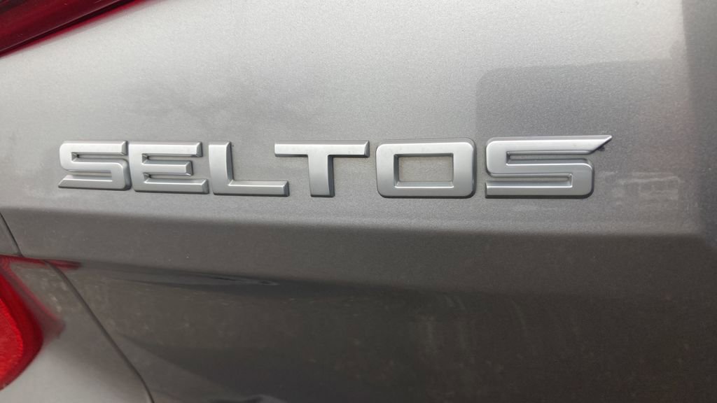 Used 2022 Kia Seltos EX AWD/4WD image 10