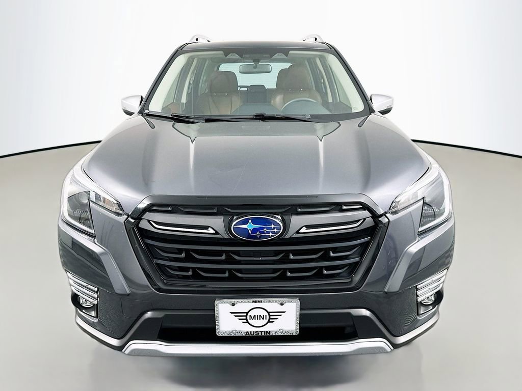 Used 2023 Subaru Forester Touring image 2
