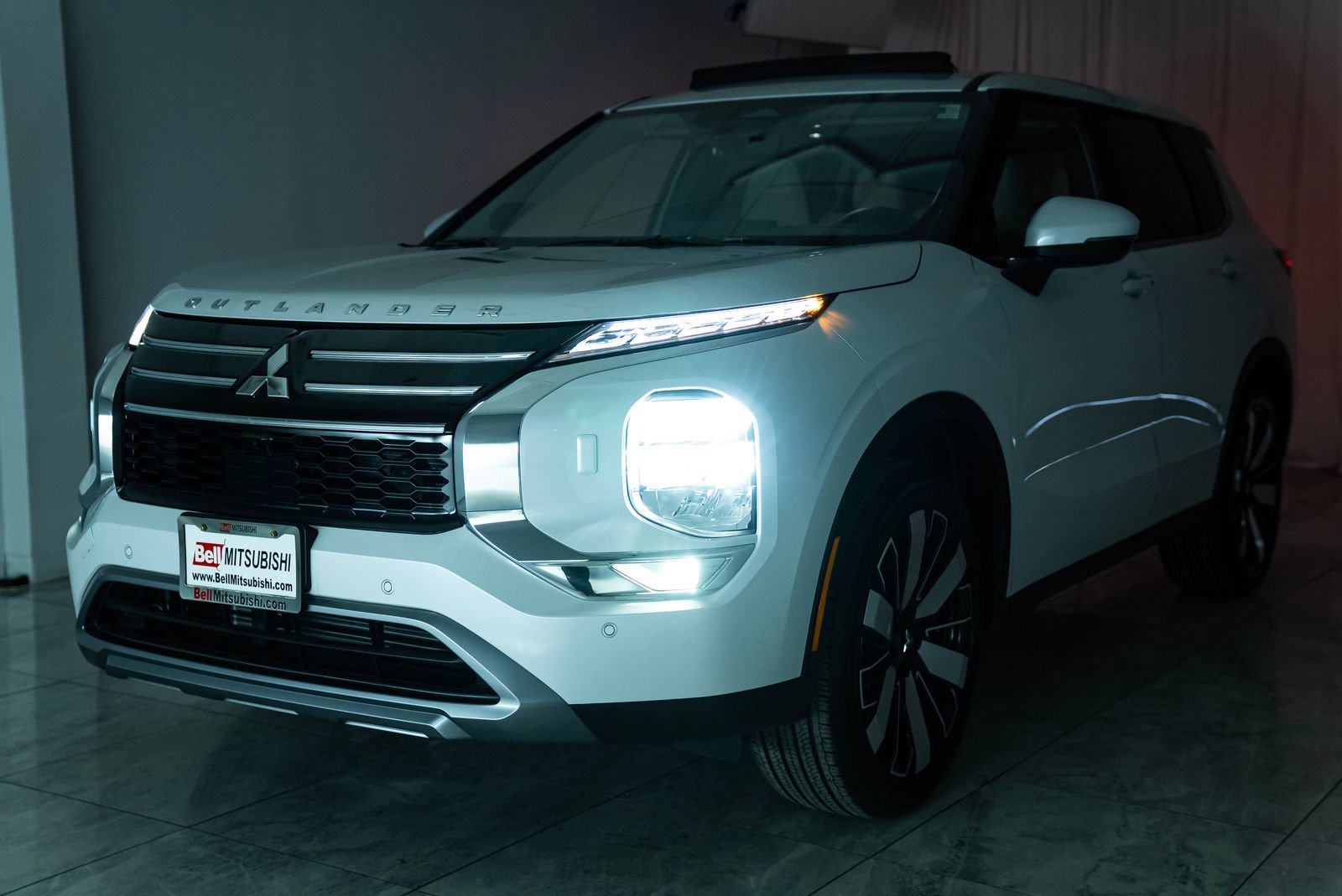 Used 2025 Mitsubishi Outlander SE image 33