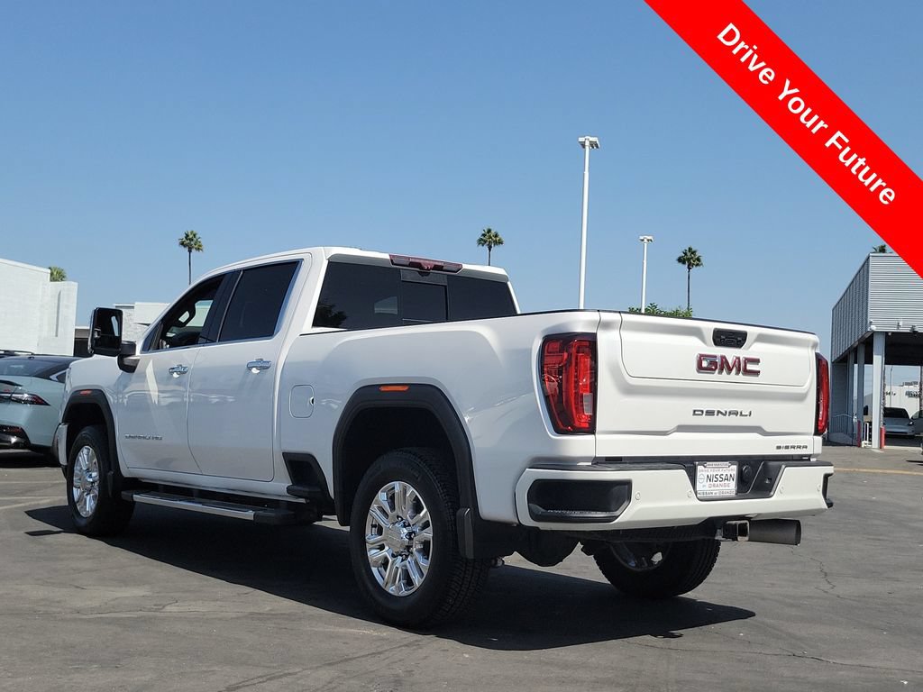 Used 2020 GMC Sierra 2500 Denali w/ Technology Package AWD/4WD image 2