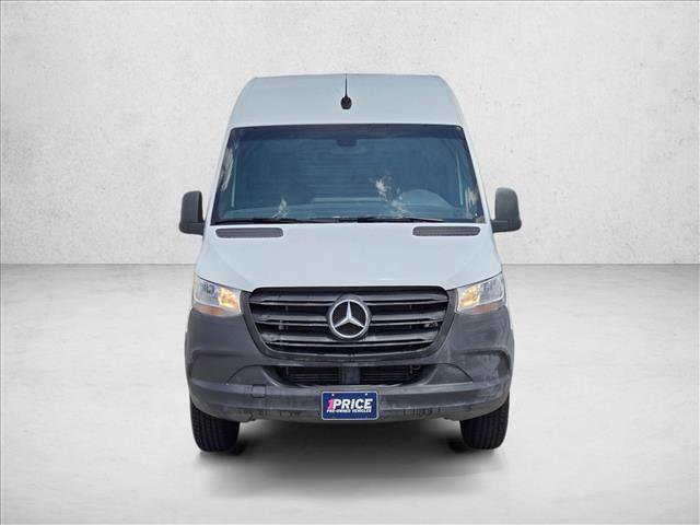 Used 2021 Mercedes-Benz Sprinter 2500 image 2