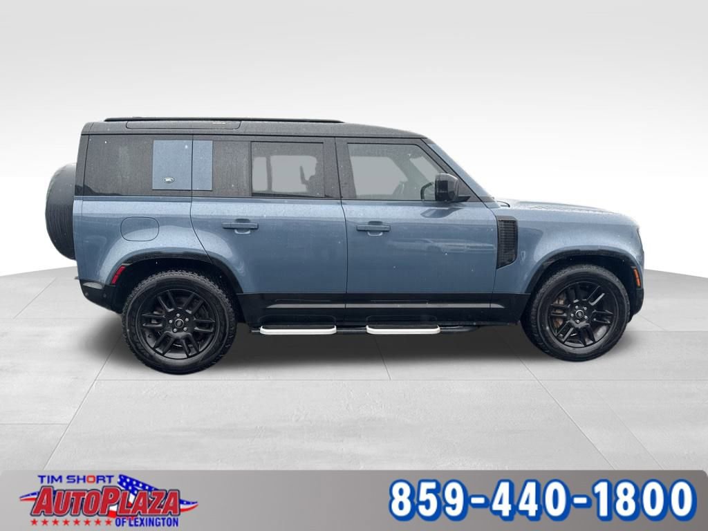 Used 2023 Land Rover Defender 110 X-Dynamic SE AWD/4WD image 11