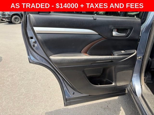 Used 2015 Toyota Highlander XLE FWD image 13