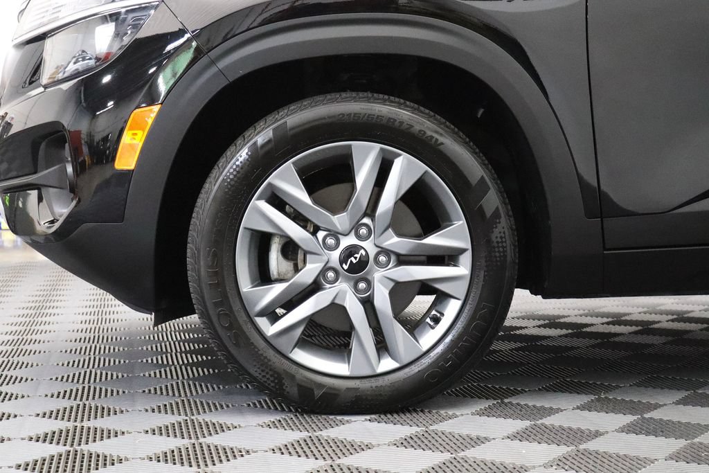 Used 2023 Kia Seltos S AWD/4WD image 5