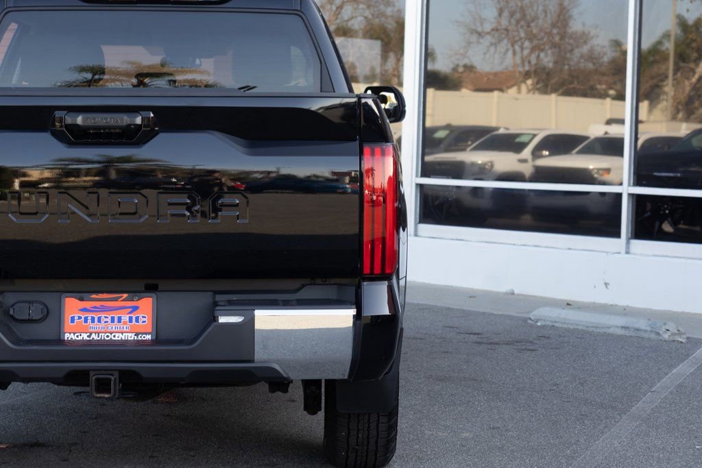 Used 2024 Toyota Tundra SR5 w/ TRD Off-Road Package AWD/4WD image 12