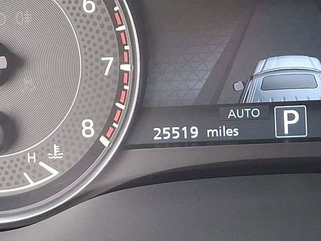 Used 2024 Nissan Armada SL w/ Captain's Chairs Package image 21