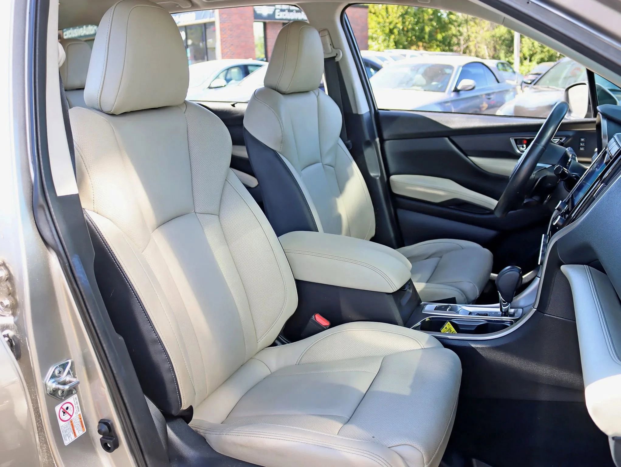 Used 2019 Subaru Ascent Limited image 33